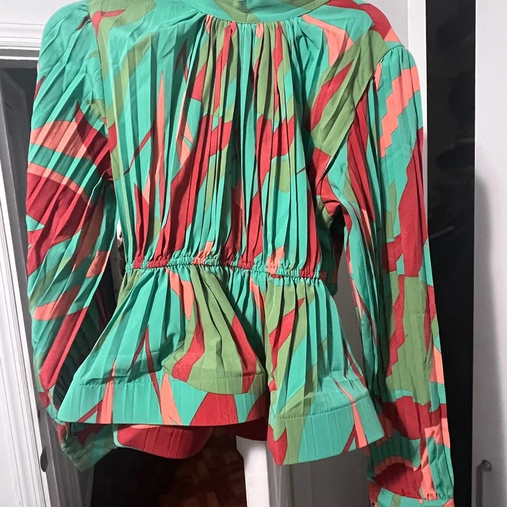 Colorful Geometric Top - Picture 4 of 4